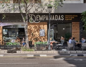 Dempanadas Alameda Amor al primer mordisco, València