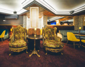 Royal Lounge 73, Barcelona