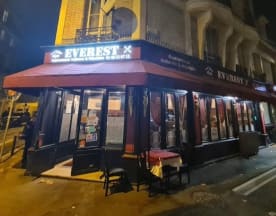 Everest, Montreuil