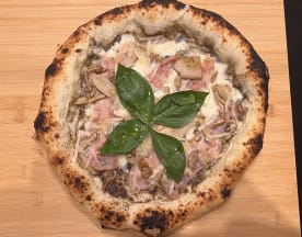 Italian - Pizzeria Maninpasta Pizzaioli dal 1990, Caltanissetta