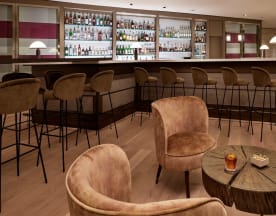 Main Tapas Lounge: The Westin Grand Frankfurt, Frankfurt am Main