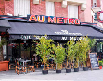 Au Métro Paris