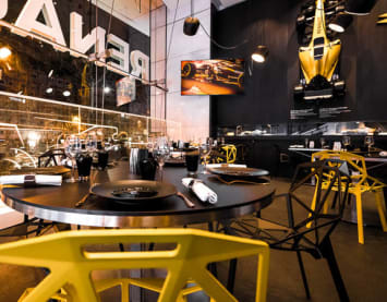 Le 53 restaurant - Atelier Renault Paris