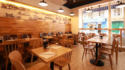 fullScreenGallery-photo