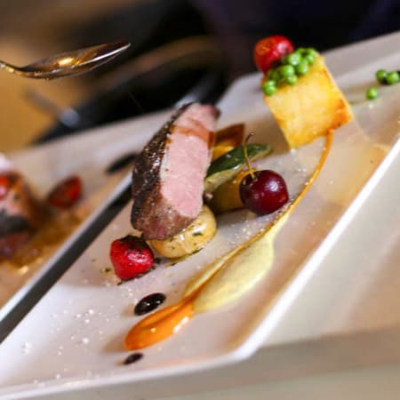 Les Canisses, Saint-Pierre-la-Garenne
