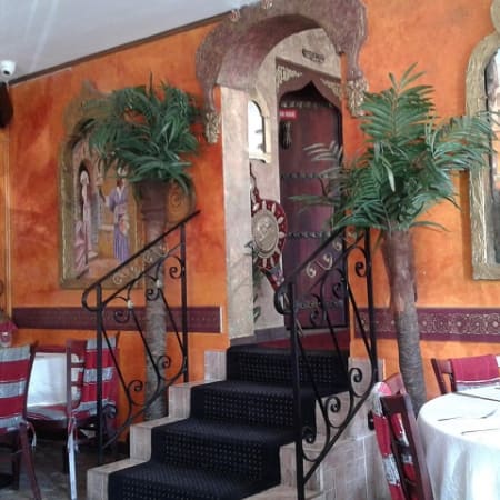 Le Sultan, Thiais