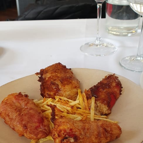 Croquetas hechas en casa de: jamón ibérico de bellota bacalao al ajoarriero  - PAX, Madrid