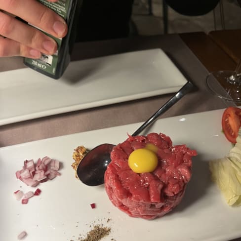 Castelli Gourmet, Milan