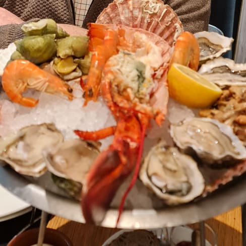 Vin et Marée Maine-Montparnasse, Paris