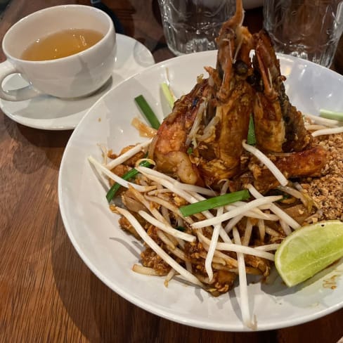 Ban Sue Thai & Wine House - Cuisine de Famille Thai, Paris