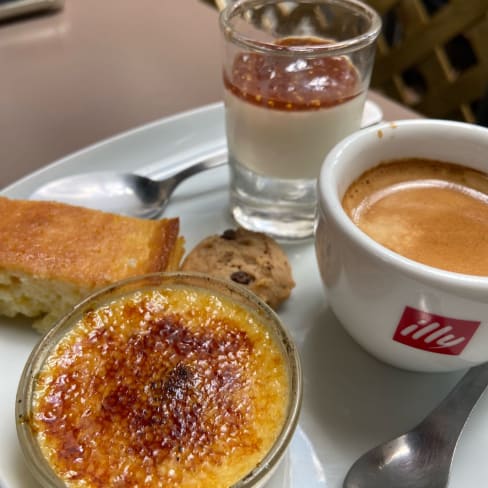 Café gourmand +2 sup - À L'heure Du Vin, Paris