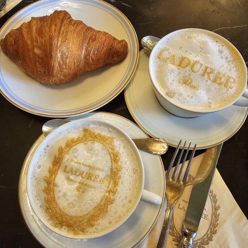 Ladurée Paris Royale, Paris