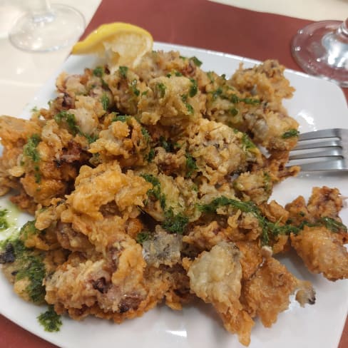 Fried baby squid - Restaurant cafeteria Sancho, Barcelona