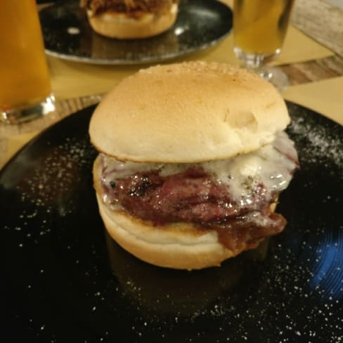 Buono con gorgonzola e pere - Rock Burger, Milan