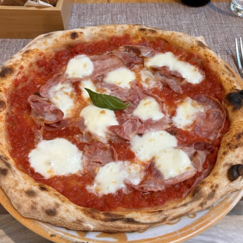 Eataly Milano Smeraldo - Pizza & Cucina, Milan