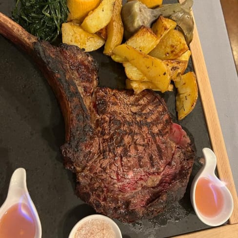 Tomahawk con contorni  - Ristorante Sicomoro - Simon Hotel, Pomezia