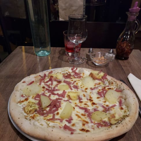 Pizza tartiflette  - Molto Gusto, Paris