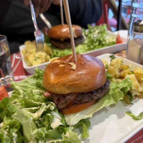 Chez Papa, Paris