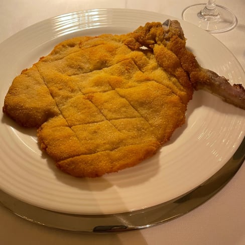 veal chop ‘Milanese’ style - Antico Ristorante Boeucc, Milan