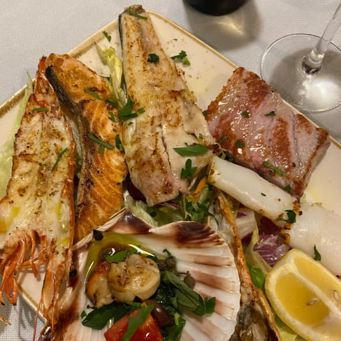 Il Riccio di mare, Milan