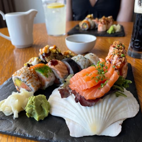 Sushi de 16 peças 
