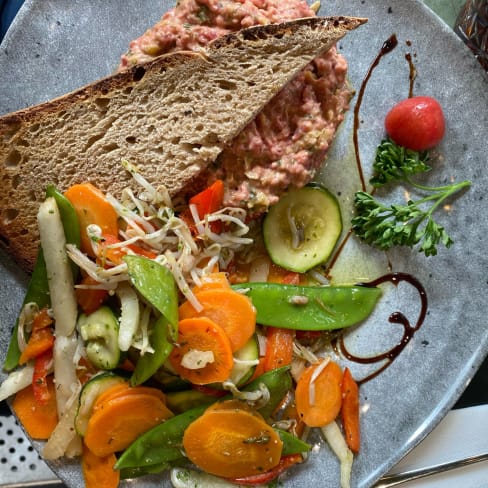 Tartare de bœuf et légumes  - Au Cadran Voltaire, Paris