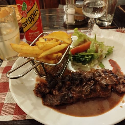 Onglet de Veau sauce Aux Cepes - La Taverne de l'Olympia, Paris