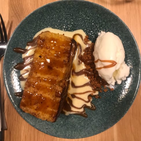 Brioche peu sucrée, glace maison délicieuse  - Au Coin ! Bistrot Bar Chic, Paris