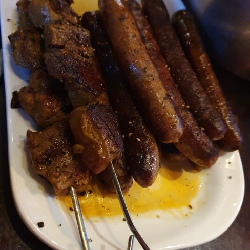 Merguez et brochettes d'agneau  - Yahmi, Paris