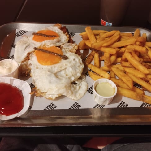 Milanesa Trufada - Berto's Milanesa - Museo Maradona, Barcelona