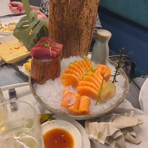 EIMI Sushi, Milan