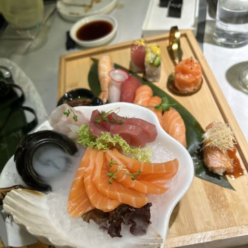 EIMI Sushi, Milan