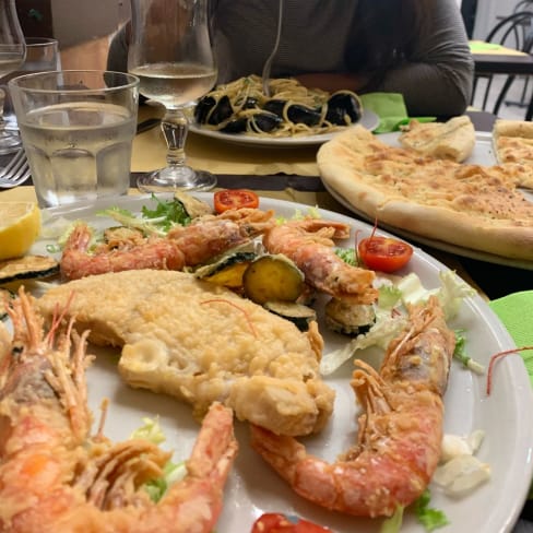 Fritto di pesce e spaghetti alle cozze  - Santander