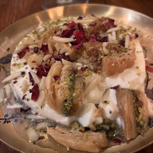 Mohalabieh baklava - Ismaïl, Paris