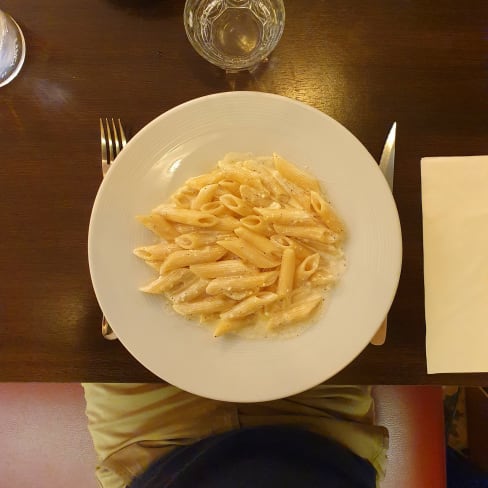 Cacio E Pepe, Paris