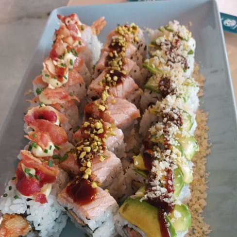 Nima Sushi & Uramakeria via Albricci, Milan