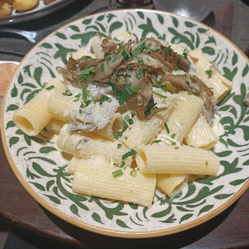 Rigatoni alla carbonara di carciofi  - Via del Gusto, Paris