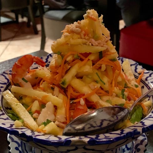 Salade d’ananas Frais aux Crevettes - Escale à Saigon, Paris