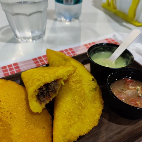 Arepa'z ristorante venezuelano, Milan