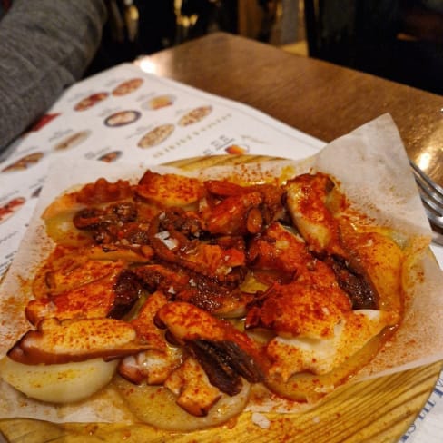 Pulpo "a feira" - Tapa Tapa Montera, Madrid