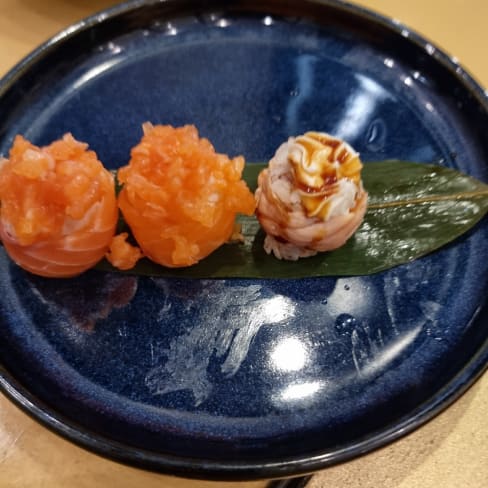 Koshitsu sushi, Milan