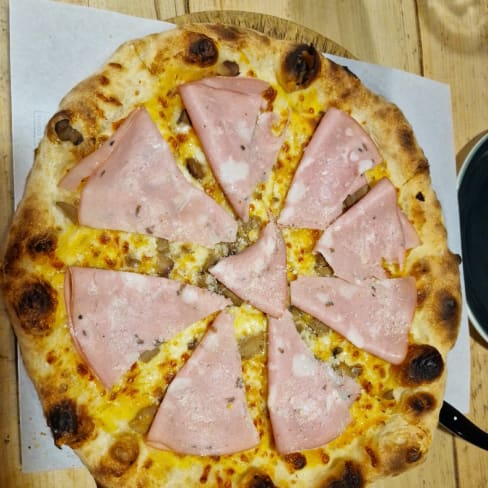 López Y López Pizzería, Madrid