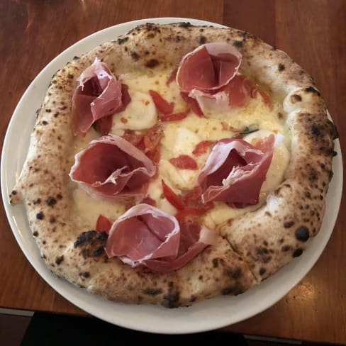 Pizza  - Giro Pizzeria, Stockholm