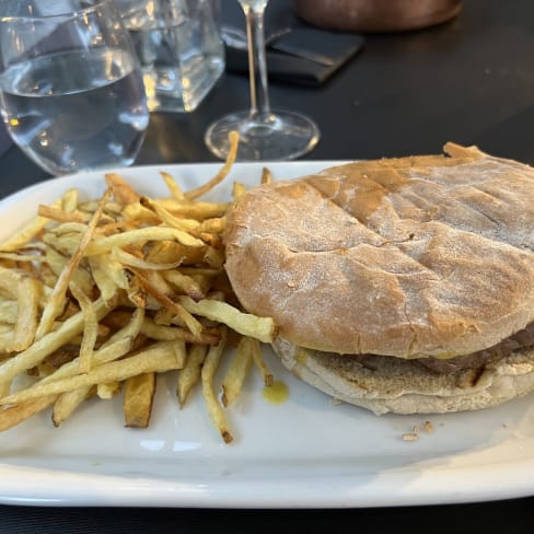 Prego em Bolo de Caco  - Mar ao Largo, Lisbon