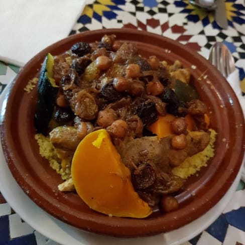 Bastante bien, poco cordero. El plato en general no es demasiado abundante para 15€ - Ouzoud, Barcelona