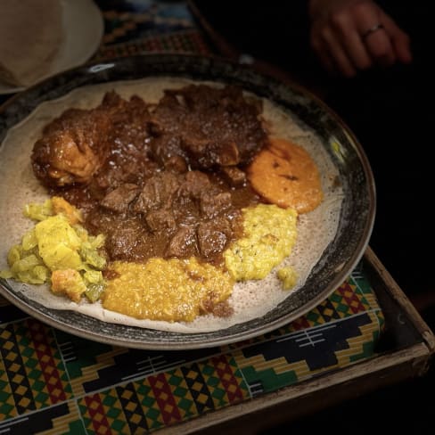 Injera, Milan