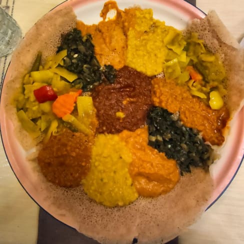 Injera, Milan