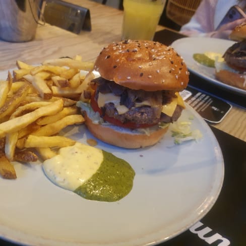 B Perfect Burgers, Lisbon