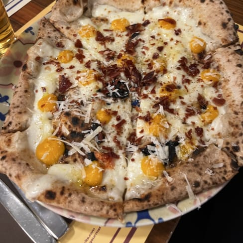 Lievità Sottocorno - Pizzeria Gourmet, Milan