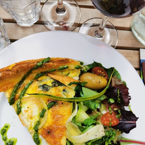 Quiche chèvre épinards - Le Garde Robe, Paris